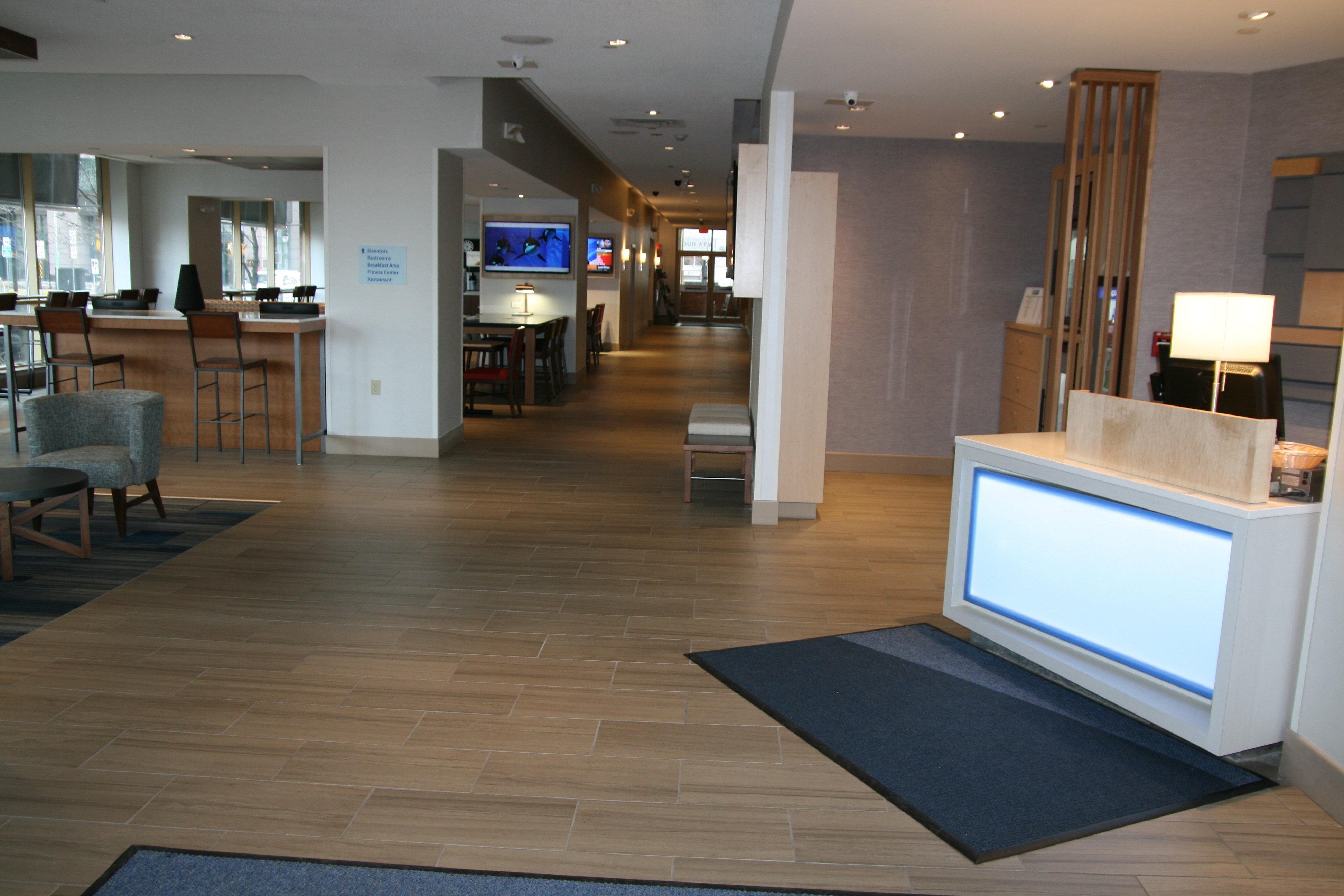 Holiday Inn Express & Suites Buffalo Downtown By Ihg Ngoại thất bức ảnh