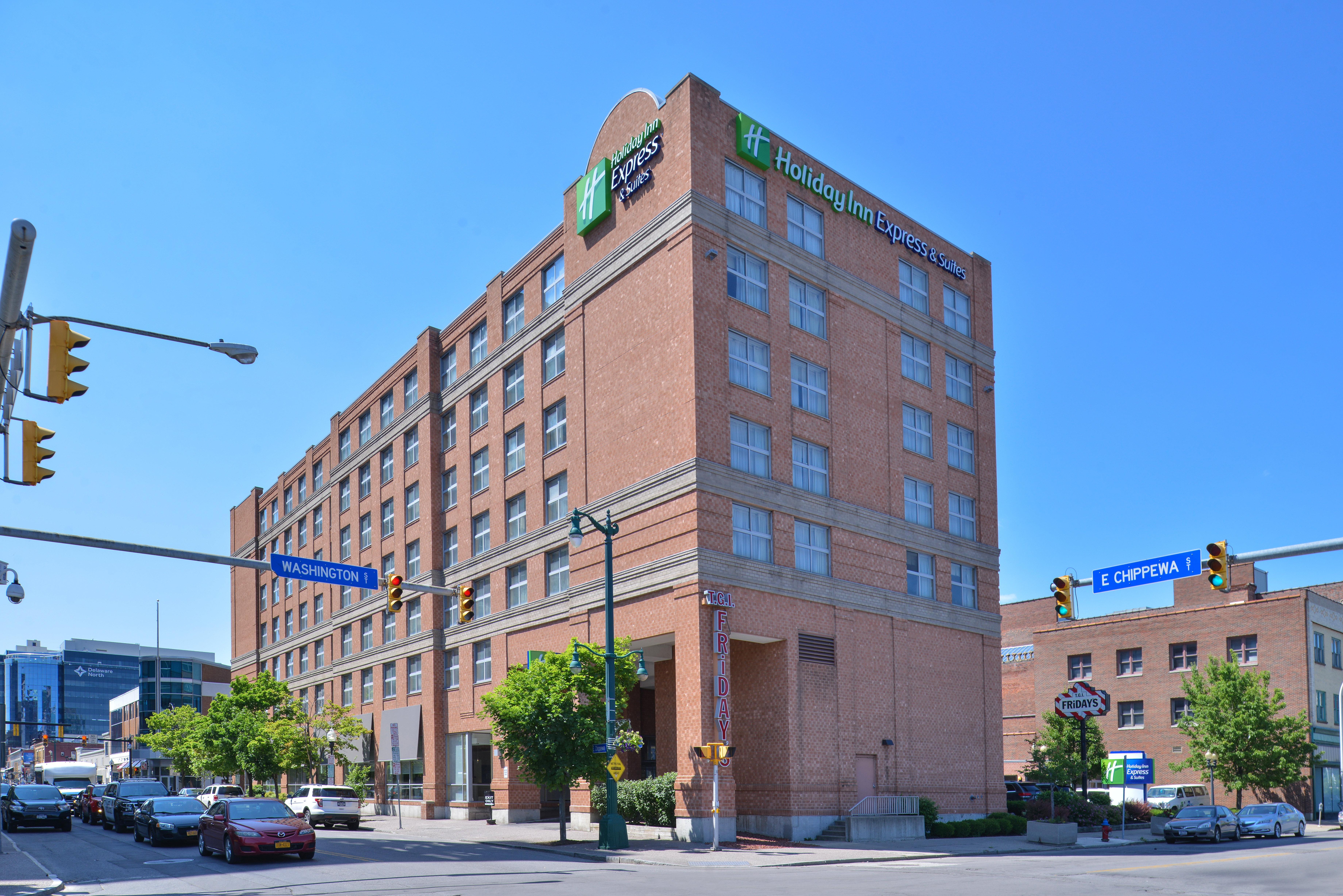 Holiday Inn Express & Suites Buffalo Downtown By Ihg Ngoại thất bức ảnh
