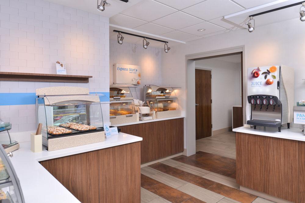 Holiday Inn Express & Suites Buffalo Downtown By Ihg Ngoại thất bức ảnh