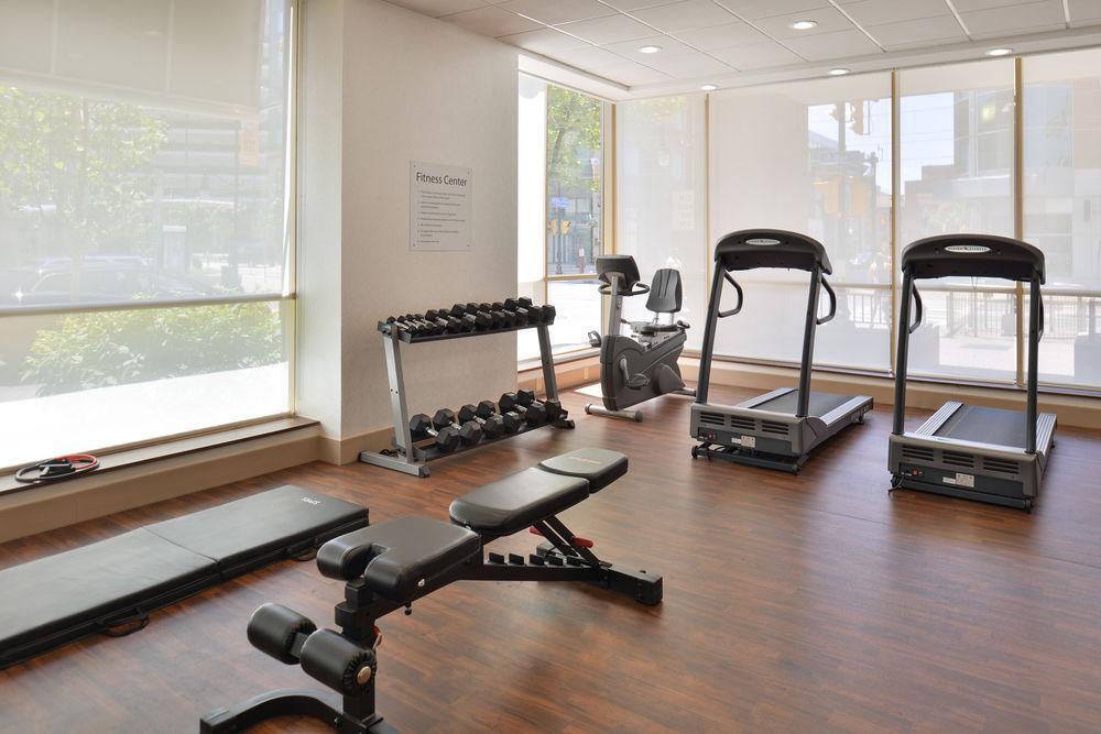 Holiday Inn Express & Suites Buffalo Downtown By Ihg Ngoại thất bức ảnh