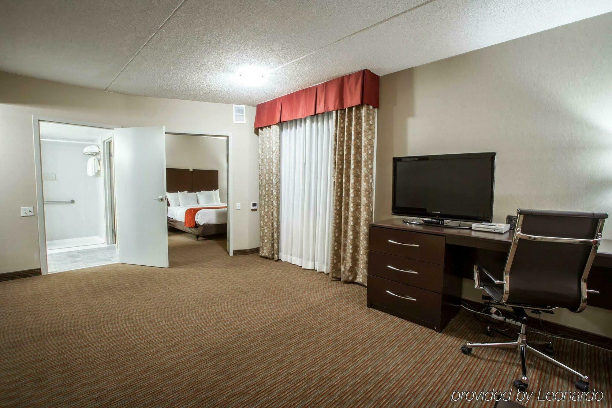Holiday Inn Express & Suites Buffalo Downtown By Ihg Ngoại thất bức ảnh