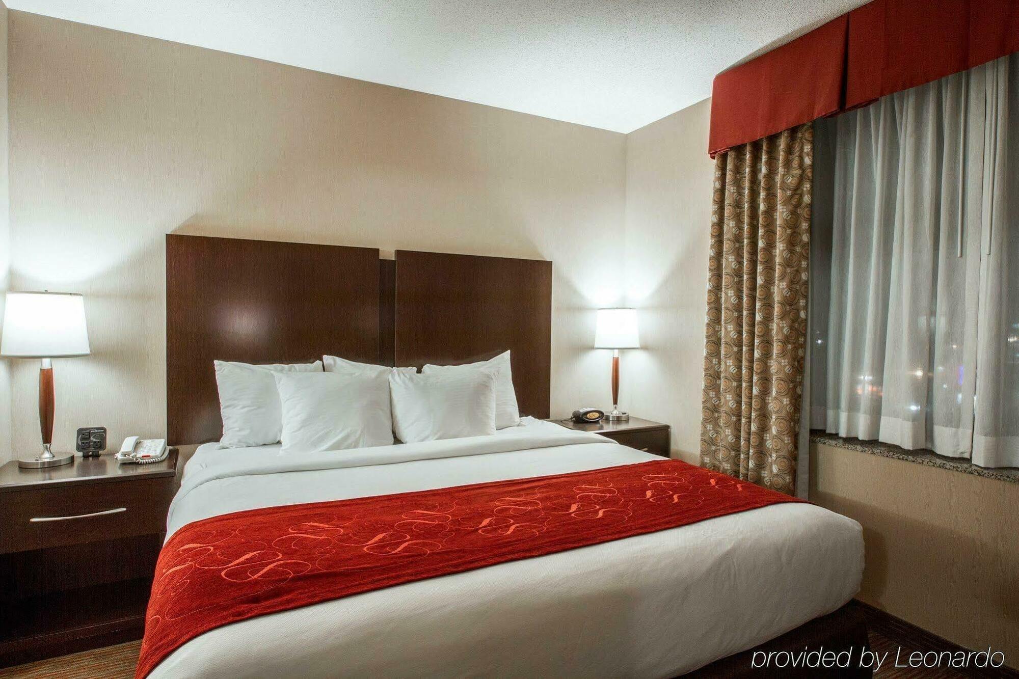 Holiday Inn Express & Suites Buffalo Downtown By Ihg Ngoại thất bức ảnh